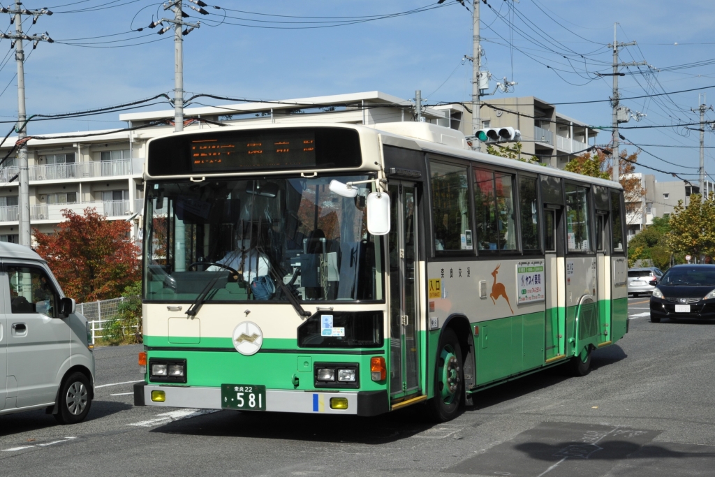 奈良交通3扉路線車（日野KC-HU2MPCA）